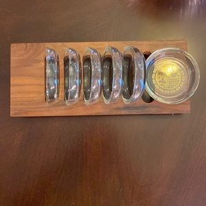 Vito Bari Vintage Glass Ashtray Fleur de Lis Crown